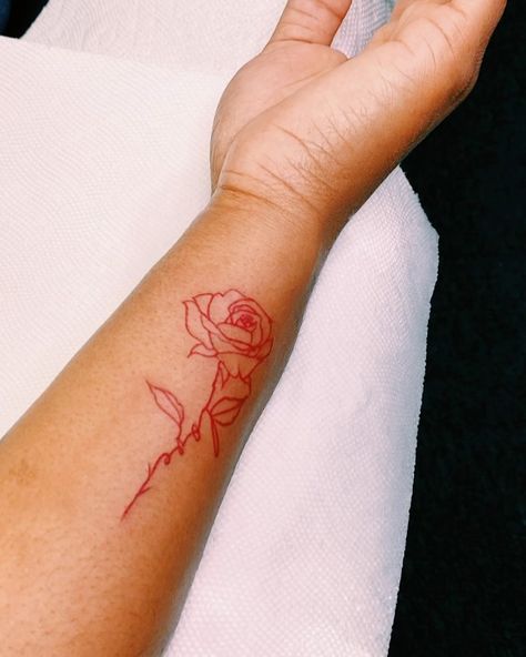 ARTist on Instagram: “𝐑𝐞𝐝 𝐑𝐨𝐬𝐞 𝐰/ 𝐬𝐜𝐫𝐢𝐩𝐭 (love)🔥” Rose Tattoo Red Ink, Red Ink Rose Tattoo, Red Script Tattoo, Fine Line Red Ink Rose Tattoo, Script Rose Tattoo, Red Rose Line Tattoo, All Red Rose Tattoo, Red Rose Tattoo, Red Ink Tattoos