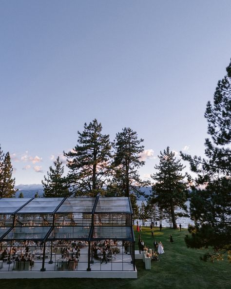 A magical night in Lake Tahoe under the stars! Our Atrium brought the perfect blend of elegance to this exclusive wedding. 🌌✨ #HensleyEventResources #eventproductions #eventplanning #weddingday #eventplanner #eventdesign #weddingphotography #bride #design #california #luxurylifestyle #party #eventdecor #atrium #money #architecture #tent #glasshouse #forestwedding #weddingflorals #destinationwedding #destinationweddingplanner #laketahoewedding #laketahoeweddingplanner Planning and Design: @... Glasshouse Wedding, Lake Tahoe Wedding Venues, Glass House Wedding, Edgewood Tahoe, Bride Design, Golf Course Wedding, Lake Tahoe Wedding, Magical Night, Lake Tahoe Weddings