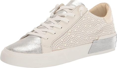 #ad Shoes For Vegas, Cute Comfortable Shoes, Pearl Sneakers, Bachelorette Outfits, Best Top, Taylor Swift Concert, Sole Sneakers, Flat Sneakers, Leather Care