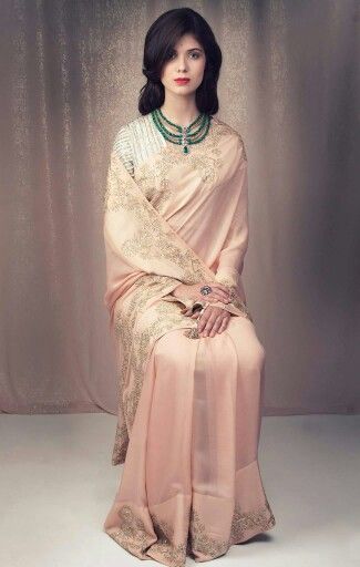 Dress like Royalty: Maharani Gayatri Devi; Saree by Zoraya Maharani Saree Style, Maharani Gayatri Devi Jewellery, Bombay Talkies, Royal Saree, Maharani Gayatri Devi, Silk Worm, Gayatri Devi, Indian Princess, Royal Clothing