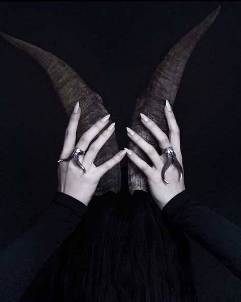 A recent photoshoot I did for the release of these gnarly goat horn rings🤘 (The full sized image is very dark so I've put the cropped… Horn Aesthetic, Fantasy Horns Aesthetic, Tiefling Horn, Goat Horns Aesthetic, Horns Aesthetic Demon, Tiefling Horn Decorations, Goat Horns Cosplay, Goat Horns, Horn Ring