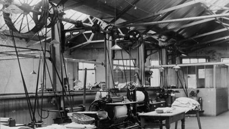 A laundry operation circa 1925 Dry Cleaning Business, Display Visual Merchandising, African American Inventors, Free Man, Old Factory, South Yorkshire, Inventors, Machine Shop, Industrial Revolution