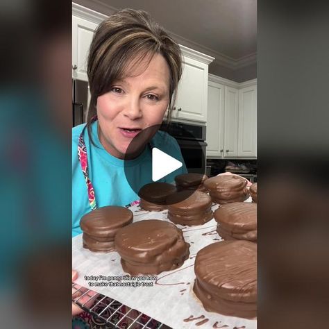 TikTok · Savory Spoon Moonpie Recipe, Making Marshmallows, Snacks Homemade, Marshmallow Recipe, Kids Treats, Graham Cracker Cookies, How To Make Marshmallows, Moon Pies, Dark Brown Sugar