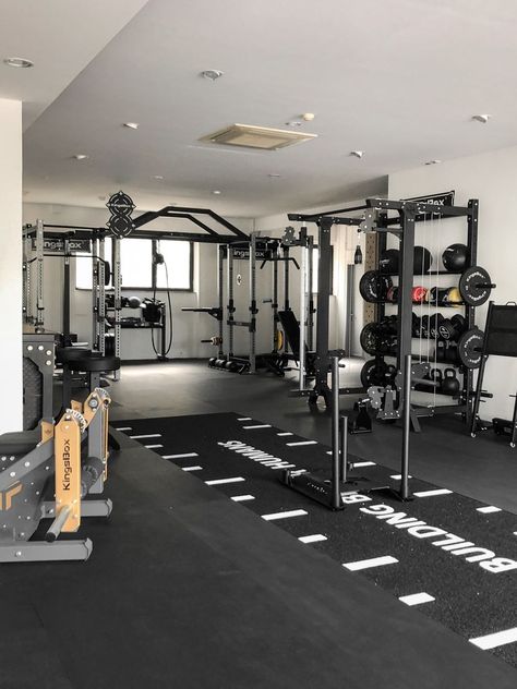 Gym Studio Design, House Gym Room, Home Gyms Ideas, Gym In House, Small Gym Design, Gym Interior Design Ideas, Small Gym Room, Home Gyms Ideas Garage, Gym Culture