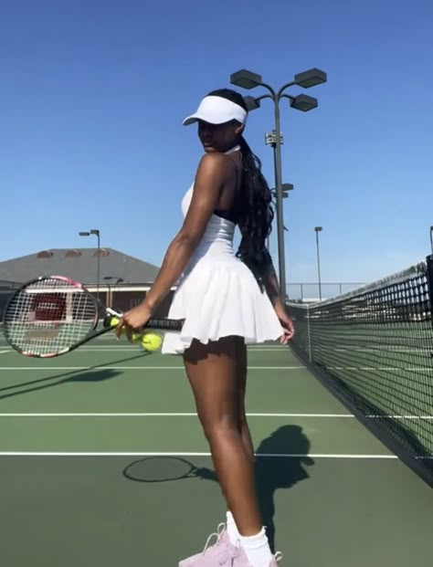 Country Club Outfit Black Women, Walking Aesthetic Black Woman, Tennis Aesthetic Black Woman, Tennis Black Women, Tennis Outfit Black Women, Black Women Tennis, Tennis Club Aesthetic, Tennis Aesthetic Outfit, Feminine Hobbies