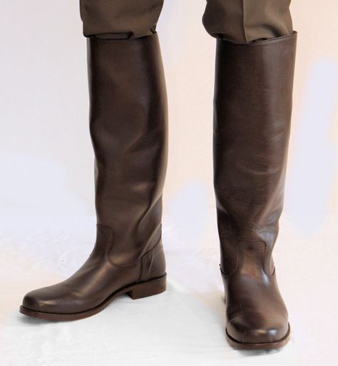 Solo Boots by Magnoli Clothiers Mens Knee Length Boots, Men Knee High Boots, Tall Italian Leather Boots, Mens Long Boots, Medival Boots, Props Reference, Leather Boots (men), Vintage Mens Blazer, Mens High Boots