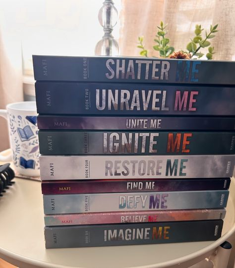 This weeks’s series stack: Shatter Me Have you read this series yet? 📚 I think this series has the most novellas I’ve ever seen . . . . 🏷️ #shelfie #colorstack #boo#bookishcommunity #aesthetic #showmeyourshelfie #seriesstack #prettybooks #shattermeseries #shatterme #taherehmafi Shatter Me Book Aesthetic, Shatter Me Book, Tahereh Mafi, Shatter Me Series, Shatter Me, Book Stack, Stack Of Books, Book Characters, Book Aesthetic