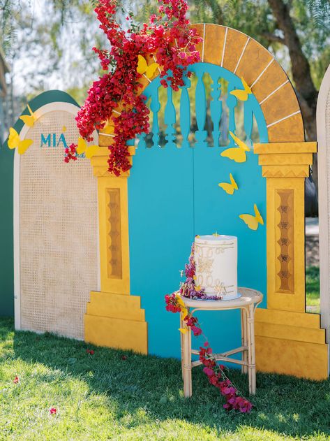 Encanto Birthday Party, Luisa Madrigal, We Don't Talk About Bruno, Encanto Party, Birthday Activities, Party Printables Free, Mia 3, Trunk Or Treat, Balloon Diy