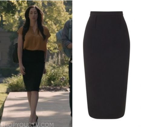 From the Netflix show "Working Mom's", Kate Foster had an amazing wardrobe throughout the seasons! Kate Foster Working Moms, Catherine Reitman, Jane The Virgin, Black Pencil Skirt, Black Midi Skirt, Black Midi, Working Moms, Mom Outfits, Mom Style