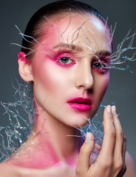 Catwalk Makeup, Disco Makeup, Futuristic Makeup, Fashion Editorial Makeup, Extreme Makeup, High Fashion Makeup, Face Art Makeup, Avant Garde Makeup, Cool Makeup Looks