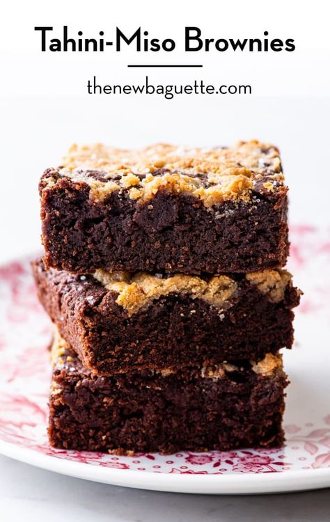 Vegan Tahini Brownies, Stuff To Make At Home, Tahini Brownies, Vegan Brownies Easy, Tahini Recipes, Date Brownies, One Bowl Brownies, Tahini Recipe, Swirl Brownies