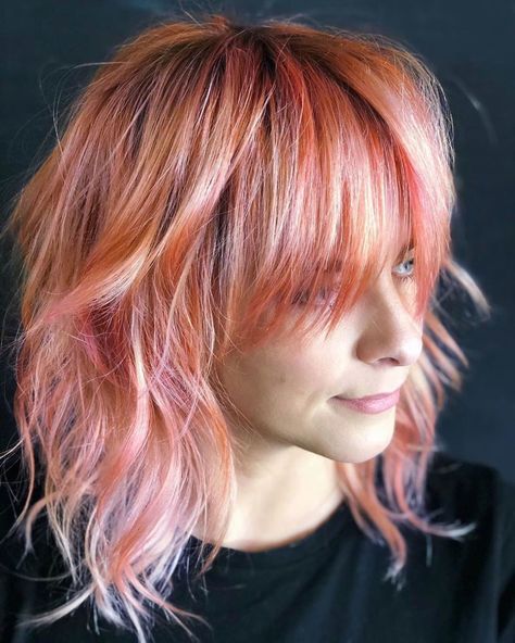 20 Best Peach Hair Color Ideas and Undertones for Summer 2020 Dark Peach Hair Color, Peach Colored Hair, Peach Hair Dye, Peach Hair Color, Peach Hair Colors, Colored Hair Tips, Peach Hair, Lilac Hair, Hair Color Pastel