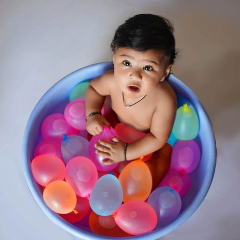 1 To 12 Months Baby Photo Ideas, Baby 7 Months Photography, 10 Months Baby Photoshoot, 7 Months Baby Photoshoot Boy, Unique Baby Photoshoot Ideas, Babyphotoshoot Photoshoot, 10 Months Baby Photography, 7 Months Baby Photoshoot, Holi Shoot