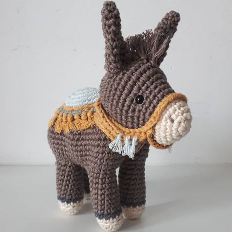 Amigurumi Donkey Crochet Pattern Scene Crochet, Donkey Crochet Pattern, Amigurumi Farm Animals, Amigurumi Horse, Crochet Baby Toys, Free Amigurumi Patterns, Christmas Crochet Patterns, Crochet Pattern Amigurumi, Crochet Animal Patterns