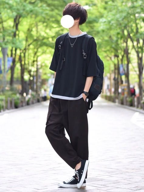 Ulzzang Fashion Men, Japanese Outfits Street Style, Japanese Outfits Casual, Japanese Street Fashion Men, Casual Korean Fashion, Men Stylish Dress, Guys Clothing Styles, Japanese Streetwear, Cool Outfits For Men