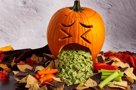 Get ready for Halloween with our fun and festive Puking Pumpkin recipe. Combine red onions, avocado, jalapeño peppers, bacon bits and more to turn your standard jack-o Halloween Football Party, Halloween Inspired Food, Halloween Themed Treats, Decoration Ideas For Halloween, Fun Halloween Appetizers, Puking Pumpkin, Halloween Dinners, Holiday Treat Ideas, Dips Savory