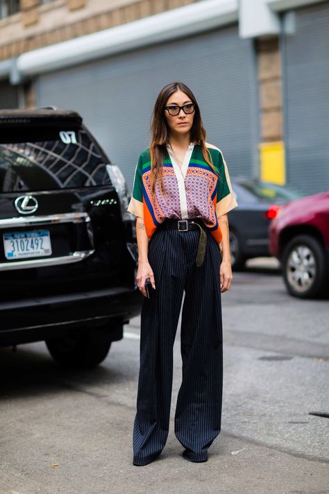 Eclectic Clothing Style, Eclectic Outfits, Marlene Hose, Rok Outfit, Eclectic Clothing, Chique Outfits, Look Retro, Nyfw Street Style, Neue Outfits