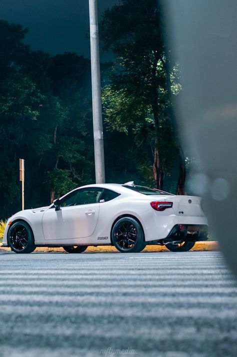 White GT86 Cars And Coffee, Car Wallpapers, Wallpapers, Cars, Coffee, White