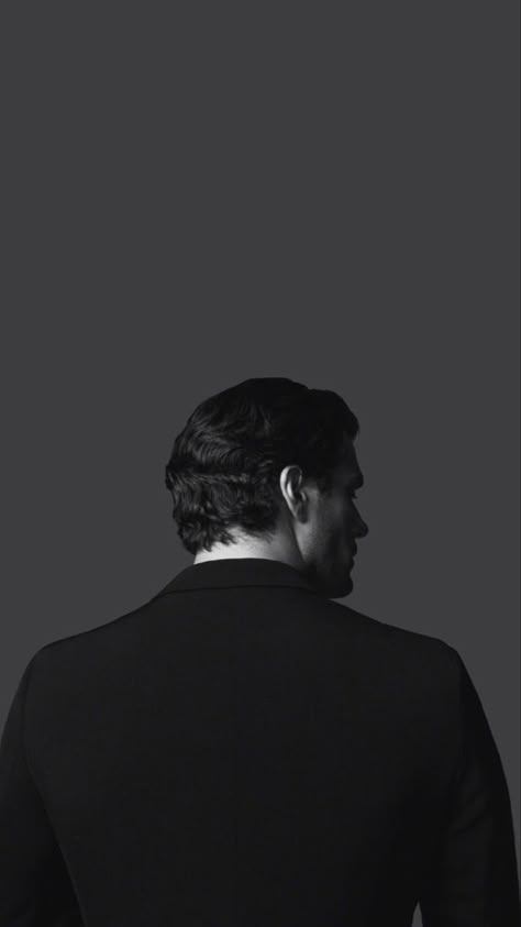 Henry Cavill Wallpaper, Mohamed Bin Salman, Henry Williams, English Gentleman, Gentleman Aesthetic, Beauty Products Photography, Man Wallpaper, Batman Vs Superman, Elegant Man