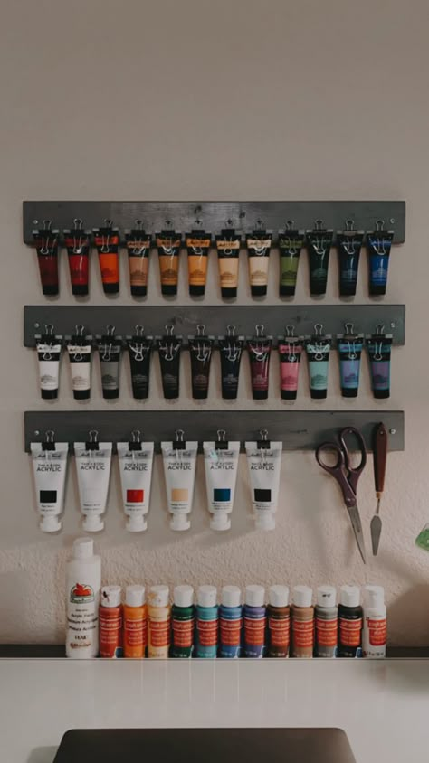 Art Supplies Shelf Organization, Wall Shelves For Art Supplies, Art Room Makeover, Art Supply Wall Storage, Painting Studio Storage, Small Scrapbook Room Ideas, Mini Art Studio At Home, Art Studio Bedroom Ideas Small Spaces, Art Wall Organization