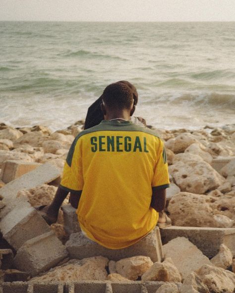 Dawn chorus of nets being hauled in, the daily goats taking their baths and the open sandy fields of football games that run deep into twilight, laughter and music rolling along the hem of the shoreline. The world vibrating color and light. Part one of a series shot in Saly, Senegal. 🇸🇳 #35mm #madewithkodak Tribes Of The World, African Tattoo, Desert Dreamer, Pan Africanism, Color And Light, Lauryn Hill, Afrocentric Art, Africa Art, African Pattern