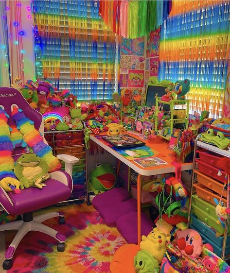 Rainbow Maximalist Decor, Hyperpop Room, Scenecore Bedroom, Kidcore Room Ideas, Dreamcore Bedroom, Clowncore Room, Kidcore Room Decor, Rainbow Room Aesthetic, Weirdcore Room