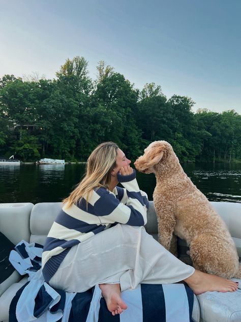 lake and dog Lake Mom Aesthetic, Family Dog Aesthetic, Lake Life Aesthetic, Coastal Summer Aesthetic, Dogs On Boats, Lake Lifestyle, Dog Instagram, Coastal Summer, Boat Pics