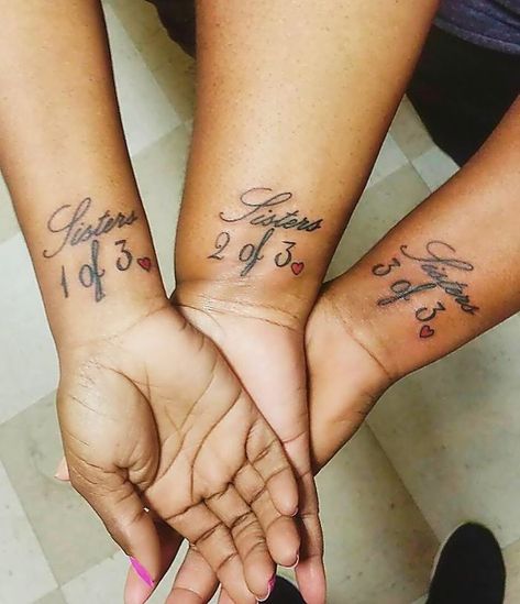 Sister Tattoos For 3, Matching Tattoos For Siblings, Cute Sister Tattoos, Sister Tattoo Designs, Matching Friend Tattoos, Sisters Tattoo, Tattoos Infinity, Matching Sister Tattoos, Cute Hand Tattoos