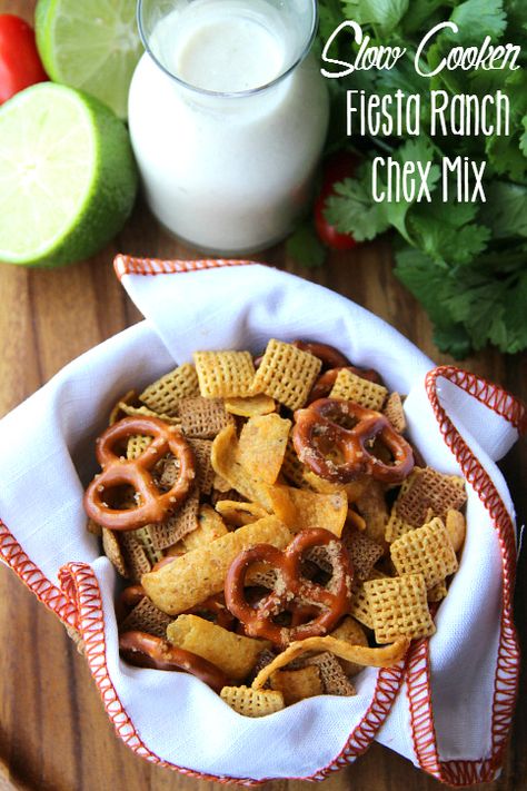 Crockpot Fiesta Ranch Chex Mix Ranch Chex Mix Recipes, Ranch Chex, Ranch Chex Mix, Ranch Mix, Fresh Meals, Chex Mix Recipes, Family Fresh Meals, Mexican Food Recipes Easy, Snack Treat