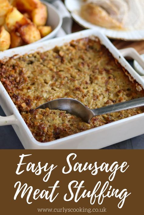 Easy Sausage Meat Stuffing is the perfect side dish to any roast dinner. It is incredibly simple to make and will take your roast dinner to the next level. Sausage Meat Stuffing, Boxed Stuffing, Sausage Dressing, Meat Stuffing, Christmas Stuffing, Sausage Meat, Easy Stuffing, Nice Food, Stuffing Mix