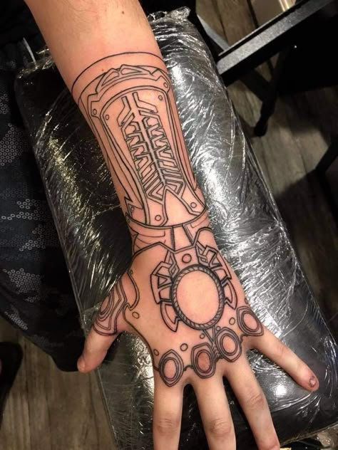 Gauntlet Tattoo, Marvel Tattoo Sleeve, Iron Man Tattoo, Revelation Tattoo, Piercing Men, Avengers Tattoo, Optical Illusion Tattoo, Comic Tattoo, Infinity Gauntlet