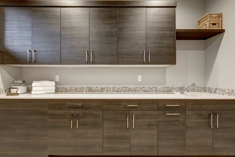 Wood Veneer vs. Solid Wood Cabinet Doors Wood Veneer Cabinets, Veneer Cabinets, Types Of Cabinet Doors, Formica Cabinets, Veneer Cabinet, Built In Vanity, Custom Built Cabinets, Solid Wood Kitchen Cabinets, Wood Cabinet Doors