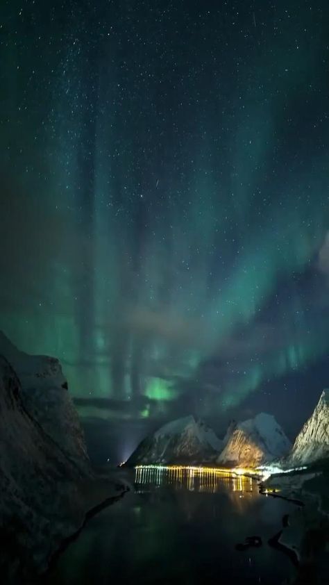 Video by @ronald_soethje North Lights, Northern Lights Video, Northern Lights Wallpaper, Northern Lights Photography, Aurora Lights, Northern Lights (aurora Borealis), Night Sky Photography, Aurora Borealis Northern Lights, Around The World In 80 Days