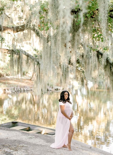 New Orleans Maternity Shoot, Swamp Maternity Pictures, Nola Photoshoot, Outdoor Maternity Shoot, Black Photographers, New Orleans City Park, New Orleans Elopement, Pregnancy Pics, New Orleans City