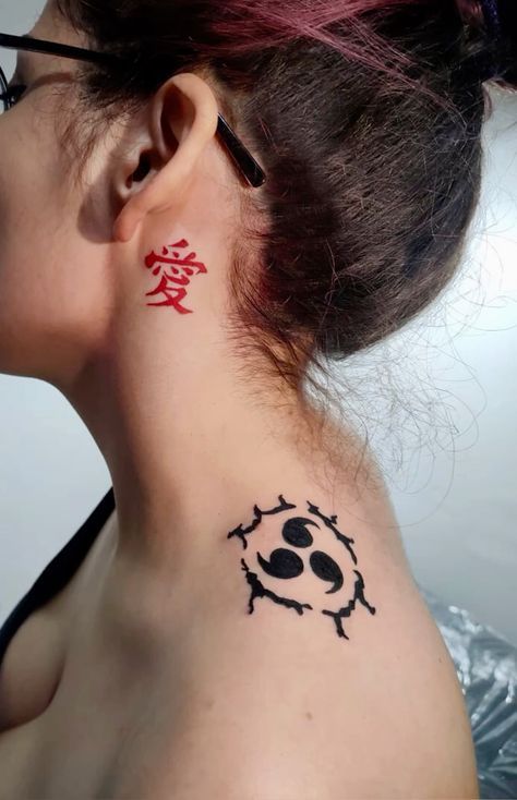 Gaara Mark Tattoo, Master Jiraiya Tattoo, Gaara Neck Tattoo, Naruto Belly Tattoo, Neck Tattoo Anime, Tattoo Korean, Anime Tats, Gaara Tattoo, Kanji Tattoo