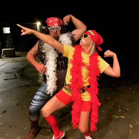 Hill Hogan Costume Women, Wwe Group Costume, Wwe Family Costumes, Wwe Couples Costumes, Hulk Hogan And Macho Man Costume, Funny Celebrity Costumes, Hulk Hogan Costume Women, Wrestling Halloween Costumes, Diy Halloween Costumes For Work