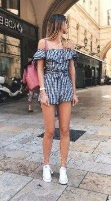 Trending 15 Summer Fashion Women for College Darty Outfits College Summer, Summer Cotton College Style T-shirt, Sporty T-shirt For College In Summer, College Style T-shirt For Spring, Trendy College T-shirt For Spring, Outfits Juvenil, Mode Shoes, Rock Outfit, Cute Spring Outfits