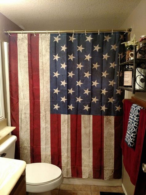 Americana Bathroom, White And Blue Bathroom, Primitive Bathrooms, Teen Girl Room Decor, Bathroom Themes, Boys Bedroom Decor, Primitive Decorating Country