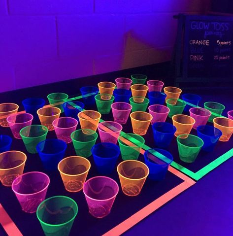 Stem Glow Week, Fifth Grade Party Ideas, Party Themes For School, Glow Stick Party Games, Ar Reward Party Ideas, Glow Day Snack Ideas, Neon Classroom Ideas, End Of Year Glow Party, Glow Party School Ideas