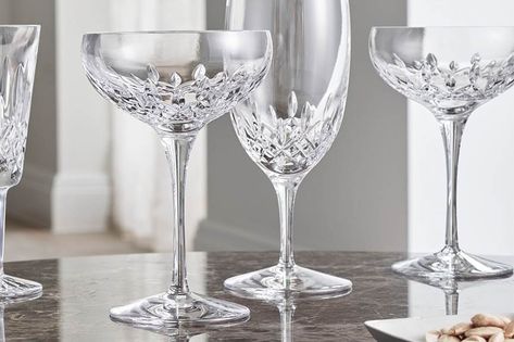 Waterford Lismore Essence Gold Collection - Waterford® Waterford Lismore, Essence Collection, Crystal Glassware, Gold Collection, Home Entertainment, Stemware, Wine Glasses, Picture Frames, Platinum