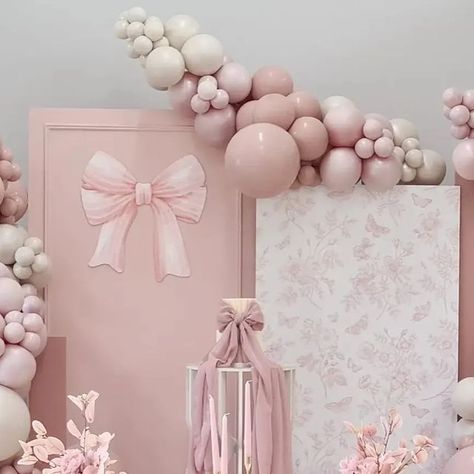 ✨Luxury Event Styling by Nailah | 📍Rugby on Instagram: "Pretty, pink and oh so beautiful. All the things I had hoped this display would be for my two little girls. Bows everywhere and the softest custom pinks. Still so in love with it all. 😍🎀 . . . . . #bubbleluxeballoons #balloonsinrugby #balloonart #balloonsofinstagram #hillmorton #kilsby #houltonrugby #houlton #cliftonupondunsmore #dunchurch #rugbyballoons #rugbyindependents #rugbytown #rugbywarwickshire #rugby #balloonartist #rugbylove #leamingtonballoons #coventryballoons #coventry #nuneatonballoons #northamptonballoons #bowparty" Luxury Event, Balloon Art, So In Love, Brown Aesthetic, Girls Bows, Event Styling, 100 Days, Pretty Pink, Pink Brown