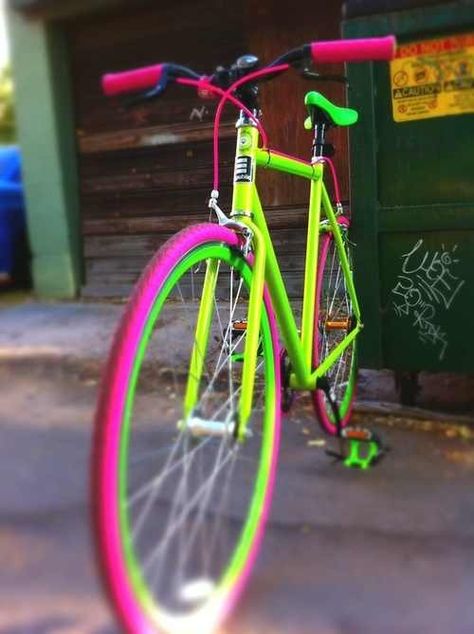 Bike #color #neon #ride #wheels Dutch Bike, Fixed Gear Bicycle, Fixie Bike, I Want To Ride My Bicycle, Track Bike, Colour Inspiration, Neon Glow, Fixed Gear, Bike Art