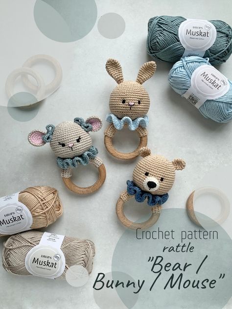 Small Baby Shower Gifts, Crochet Rattle Pattern, Crochet Pattern Bunny, Crochet Baby Projects, Crochet Rattle, Bear Crochet Pattern, Knitting Abbreviations, Bunny Girls, Crochet Doll Tutorial