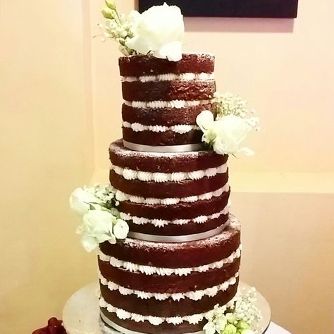 Naked Red Velvet Cake, Red Velvet Wedding Cake, 3 Tier Cake, Velvet Cake, Red Velvet Cake, Tiered Cakes, Interesting Art, Wedding Stuff, How To Make An