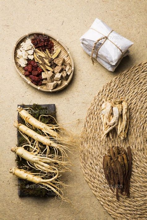 Herb Photography, Tcm Traditional Chinese Medicine, Bar Restaurant Design, Architecture Restaurant, Korean Ginseng, Portfolio Photo, Chinese Herbal Medicine, Design Café, Kerala Food