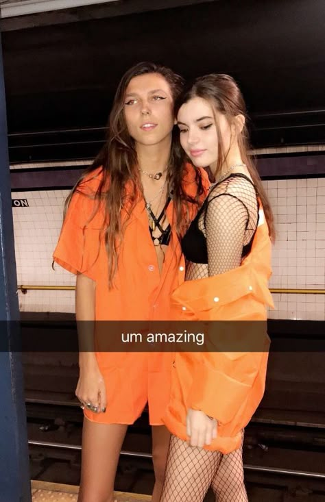 Carnaval 2019 Diy Inmate Costume Women, Inmate Halloween Costumes, Inmate Halloween Costumes Women, Cute Prisoner Costume, Inmate Costume Women, Carnaval Outfit Women, Prisoner Halloween Costume, Halloween Prisoner Costume, Easy Diy Halloween Costumes