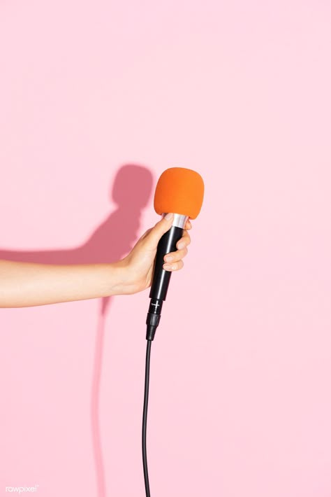 Micro Aesthetic, Aesthetic Microphone, Pink Music Wallpaper, Podcast Image, Karaoke Aesthetic, Microphone Aesthetic, Singing Aesthetic, Podcast Aesthetic, Podcast Microphone