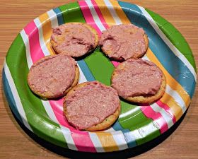 The Iowa Housewife: Braunschweiger Spread Braunschweiger Spread, Pineapple Banana Bread Recipe, Liver Pate Recipe, Liver Sausage, Pate Recipes, Appetizers Easy Finger Food, Dip Recipes Easy, Cheese Ball Recipes, Spread Recipes