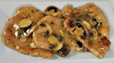 Love this show. Top Chef Fan: Pork Scallopini with Lemon Butter, Caper and Mushroom Sauce Mushroom Sauce For Pork, Pork Loin Sauce, Pork Scallopini, Lemon Caper Sauce, Pork Sauce, Caper Sauce, Chop Recipes, Pork Cutlets, Mushroom Sauce