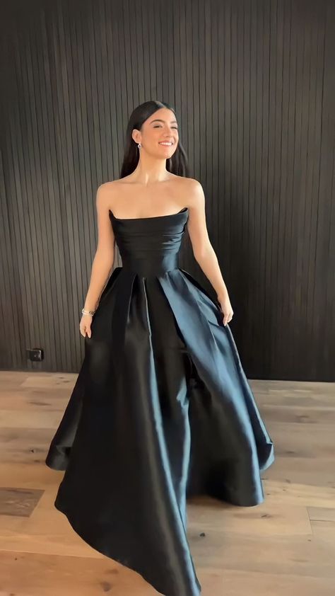 Black Satin Prom Dress, Satin Prom Dresses, Satin Evening Gown, Classy Prom Dresses, Birthday Shoot, Prom Dress Inspiration, Pretty Prom Dresses, Formal Party Dress, فستان سهرة